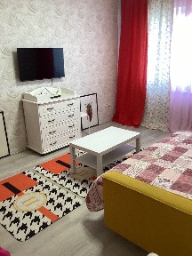 Сдам помесячно 2 х комнатную квартиру Байзакова Шевченко 355000 тг
