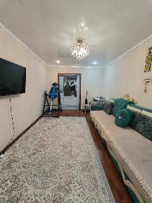 Срочно продам квартиру 3 комнатнаю рядом с Медицынский колледжем