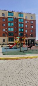 10 мкрн! Продается просторная 2 комн кв 85 кв. м со свежим ремонтом !