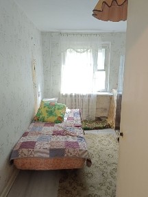 Продам 2 х комн кварт. 4-27, 1 этаж.