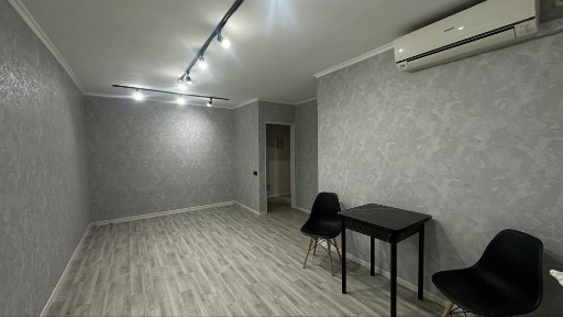 Сдам квартиру в центре, 2х-комнатная