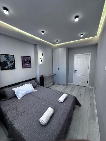 Комфортная квартира посуточно/по часам семейным парам. TV Sma