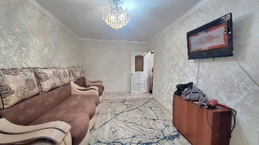 1 комнатная квартира ремонт 16 мкр 2 этаж Майкудук) )