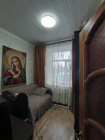 Квартира 4 комнатная + сарай
