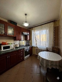 Продам 3- х комн квартиру р- н Карасай