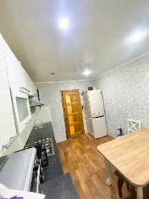 Продам 3- х комн квартиру в р-не Береке