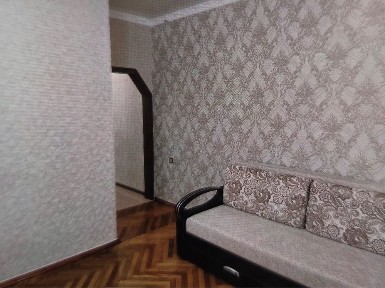 Продам 2 комнатную квартиру с евроремонтом на ул Сортивная в 14 доме