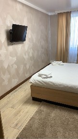 Чистая 2 х комнатная квартира.