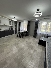 Продам 4х комнатную бажова 333/5