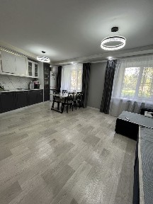 Продам 4х комнатную бажова 333/5