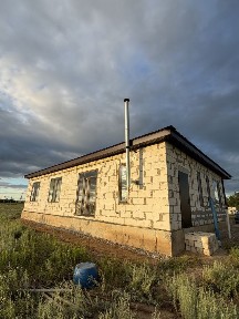 Уй сатылады, адрес : Жилой массив Шыгыс 1289, саудасы бар.