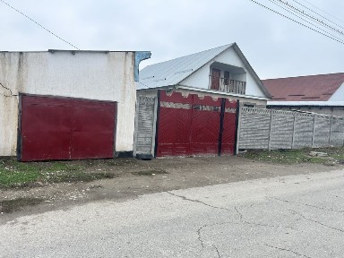 Уи сатылады Сарыкемер ауылында