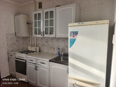 Сдам 2 комнатную квартиру.