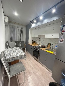 Продам светлую 3шку в 6 ом мкр