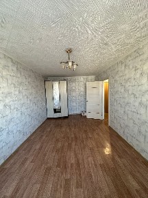 Продается 1х комнатная квартира район Радужный