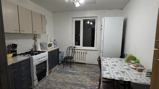 Срочно продам 2-х комнатную квартиру