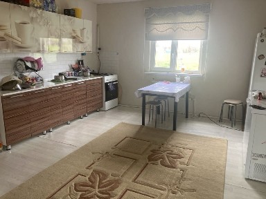 3 болмелы уй сатылады деркулдан 5 км жерде
