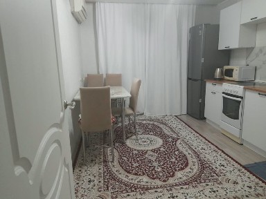Квартира по месячна сдам на долгий срок.