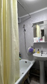 Продам 2-ух ком. В Заводском.