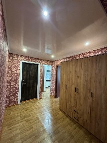Трёхкомнатная квартира. Продам. Северо-Восток