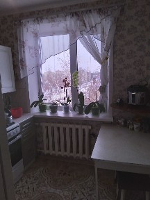 Квртира 2х комнатная р-он завода Зенит, не заложена, без долгов.