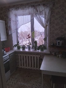 Квртира 2х комнатная р-он завода Зенит, не заложена, без долгов.