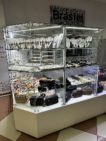 Продается отдел с освещением