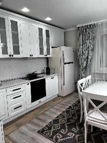 Сдам 3- комн квартиру в аренду на долгий срок- 400.000