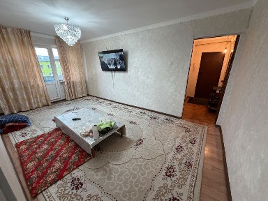 Проспект Абая 30, 5 этаж 3 бөлмелі квартира. Центр