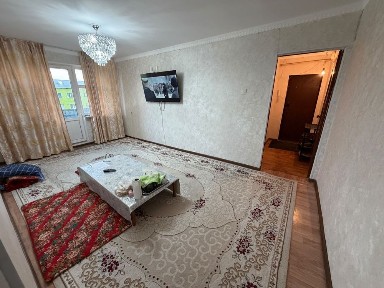 Проспект Абая 30, 5 этаж 3 бөлмелі квартира. Центр