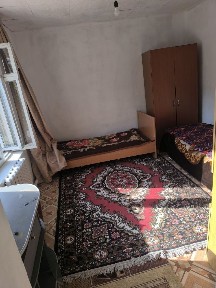 Сдаётся времянка комната кухня, вода в доме, газовое отопление,.