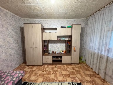 Комната с водой и канлизацией в общежитии в районе ДСР на втором этаже