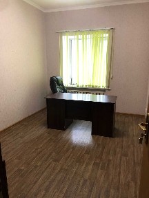 Сдается офис 16 кв. м на Мустафина 81/3