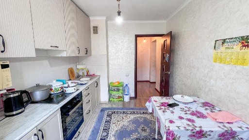 Продам 2х ком улучшенную в Самале Дильбара Империя