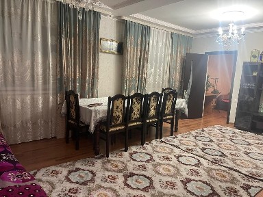 2 частных дома из красного кирпича + магазин