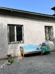 Продам дом в Золотом квадрате Алматы