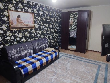 Сдам 1 ком. кв. на 8 микр. в центре