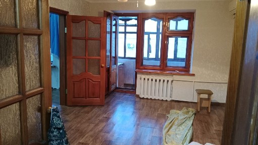 Универмагта 3 бөлмелі пәтер сатылады, кірпіш, ипотекаға өтеді