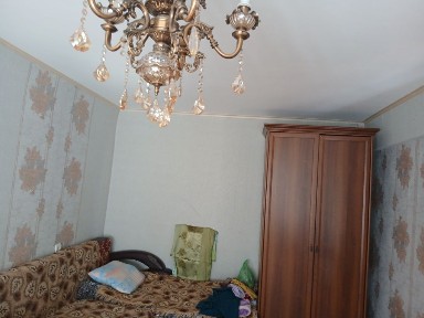 Сдам 1,5 квартиру улучшенный на длительный срок