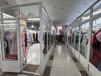 Орындар жалға беріледі. Сдаются бутики в аренду.