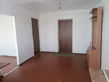 Продам квартиру в малосемейке