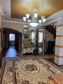Сдам 2 этажный коттедж