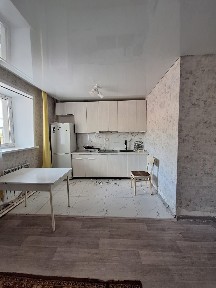 Сдам 2х ком квартиру Колхозный рынок