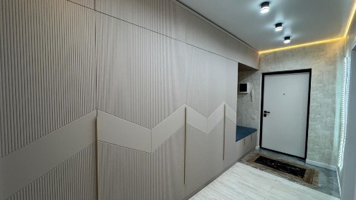 продается 3-х комнатная квартира.