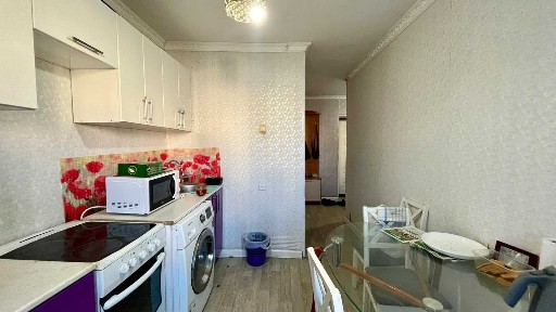 Продается 2-х комнатная квартира по Гапеева д. 1 Юго-восток