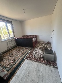 Қарасай ауылында үй сатылады, 7 сотық