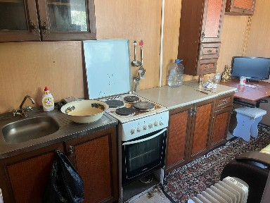 Продам жилой 40 торговой контейнер (12 метров). Полная комплектация.