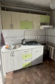 Продам квартиру на красина 3