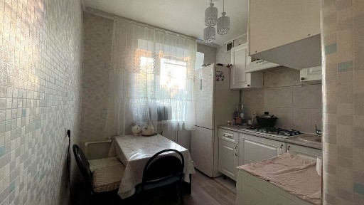 3-х ком. квартира 67.7м2, район 2 школы