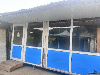 Продам бутик новйы хорошем состаяние